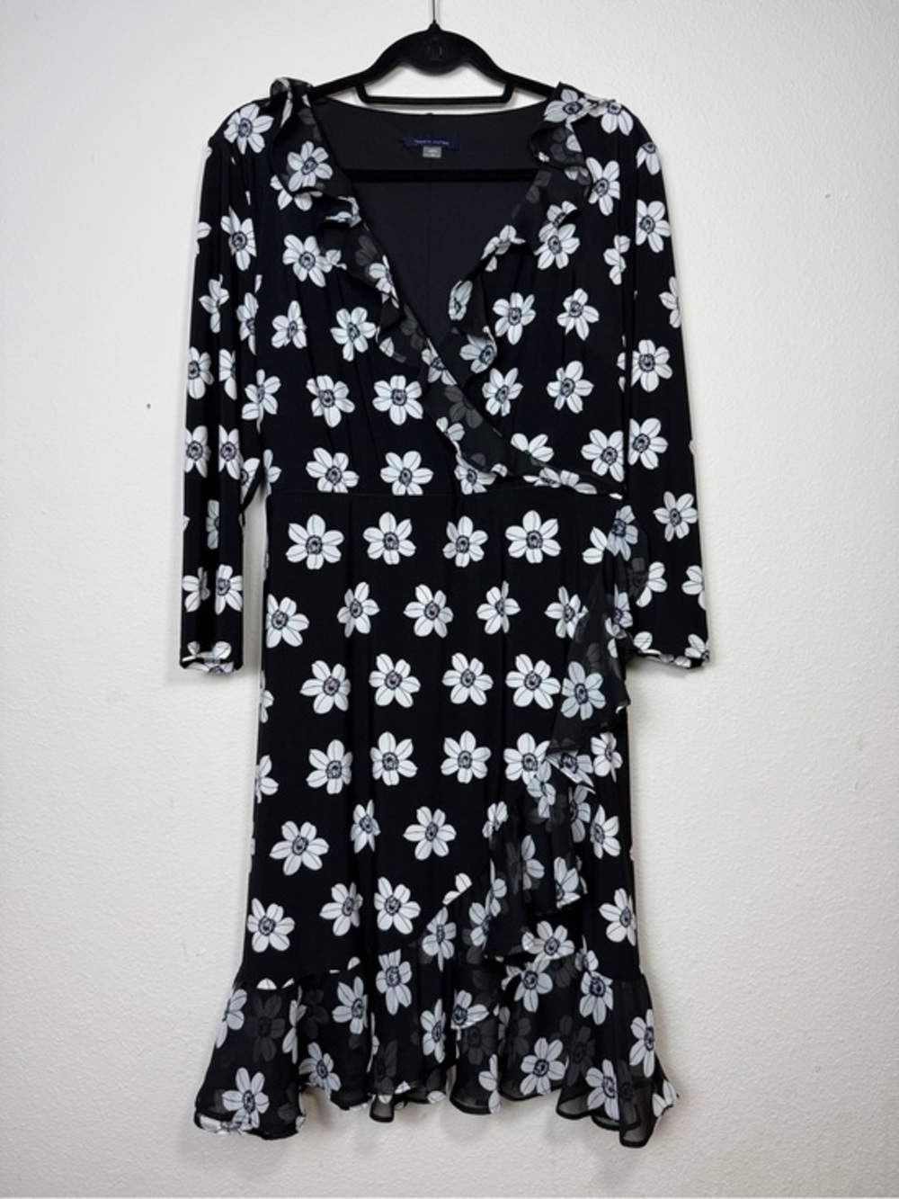 Tommy Hilfiger Floral Wrap Dress Sz 16 Black Chiffon Ruffle Flounce Midi Casual